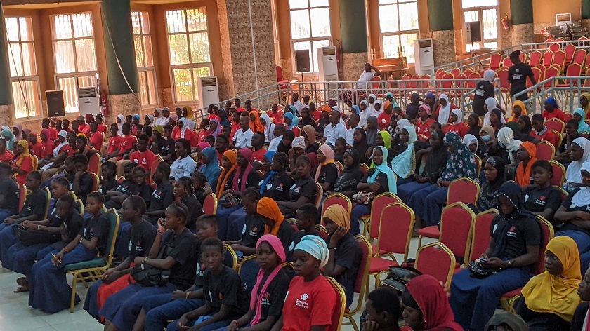 Gestion hygiénique des menstrues : Save The Children forme 300 adolescentes à Kaya