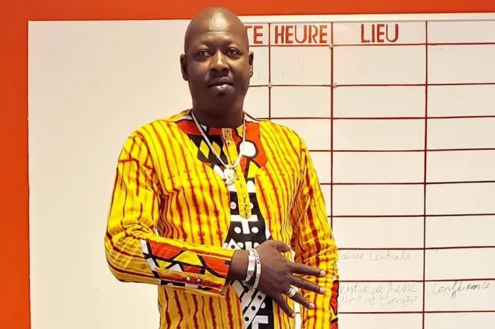 Burkina/Médias : Le journaliste Alain Alain d’Oméga convoqué par la police nationale