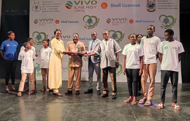 Education et environnement : Le lycée municipal Bambata remporte la 3e édition du concours « My green school »