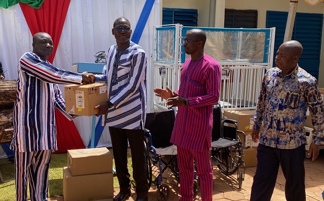 Burkina/Lutte contre le VIH/Sida : L’USAID offre du matériel biomédical à des structures engagées dans la riposte