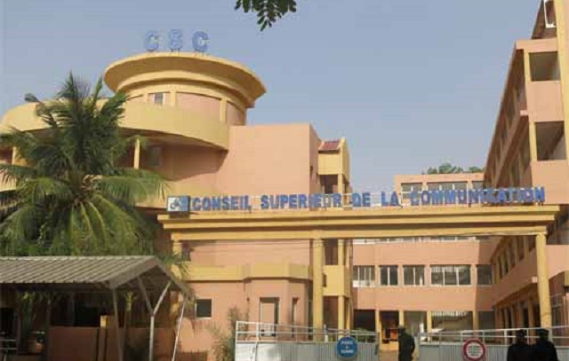 Burkina/Médias : Le CSC suspend la chaîne française LCI pour trois mois