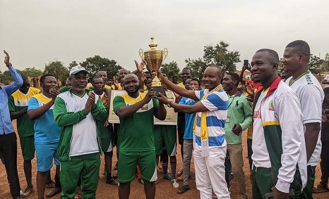Coupe du DG de l’ENAREF : L’équipe composée d’étudiants en cadastre remporte le trophée