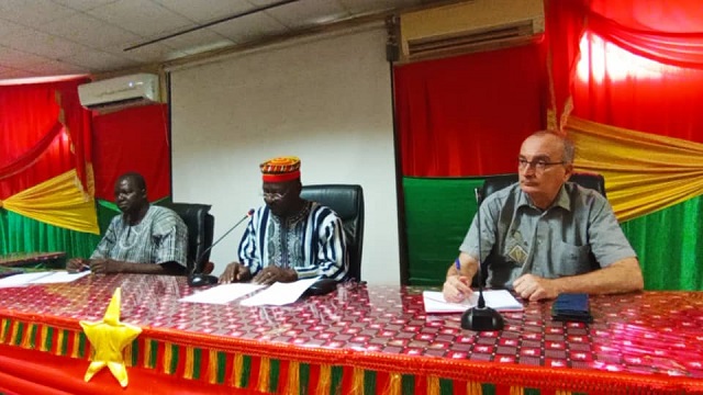 Projet « Amélioration de la gouvernance de l’assainissement dans 19 villes de taille moyenne du Burkina Faso » : Les mairies de Kaya et Châtellerault font un bilan à mi-parcours