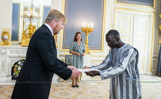 Présentation de lettres de créances : l’Ambassadeur Bonkoungou reçu au palais royal de Noordeinde aux Pays-Bas