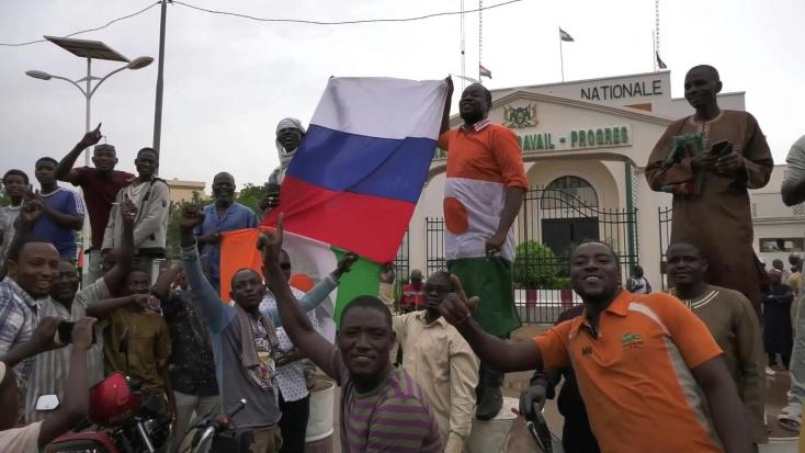 Le déclin démocratique au Sahel : Que peut-on retenir ?