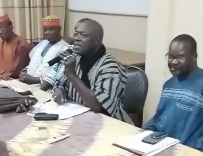 Burkina : Le Mouvement réveil citoyen (MRC) apporte son soutien au capitaine Traoré et plaide pour une nouvelle Constitution 
