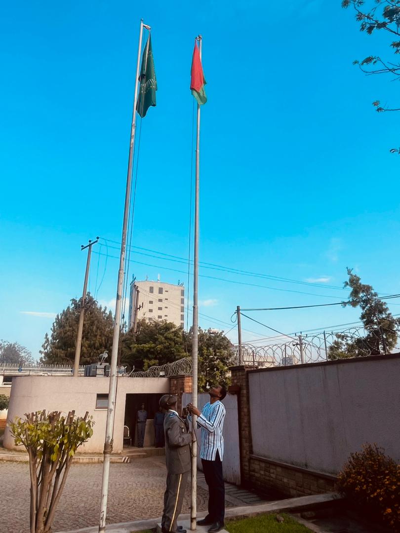 Journée nationale du drapeau et des symboles de l’Etat : L’ambassade du Burkina Faso en Ethiopie a sacrifié à la tradition