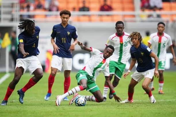 Mondial de football U17 : Les Étalons cadets tombent lourdement d’entrée face à la France