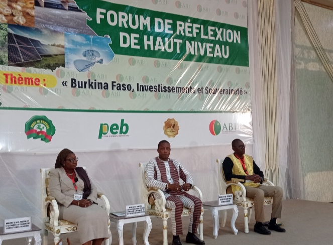 Burkina/ Relance économique : Un forum de haut niveau mène la réflexion sur les investissements et leur place dans la souveraineté nationale 