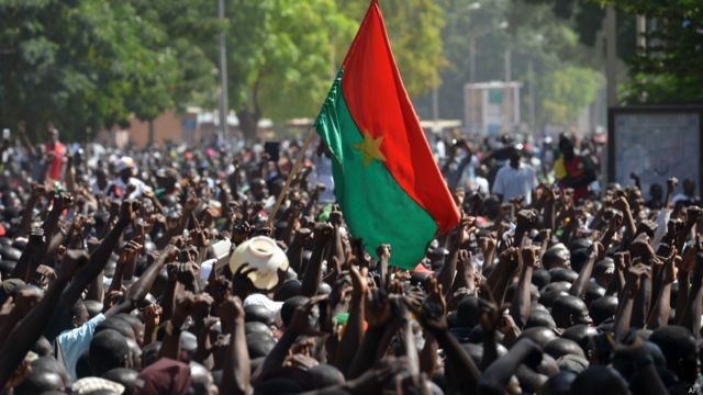 Syndicalisme et ancrage démocratique au Burkina Faso sous les régimes constitutionnels : rôle du mouvement syndical