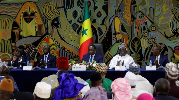 Sénégal : Le président Macky Sall annonce le report sine die de la présidentielle du 25 février
