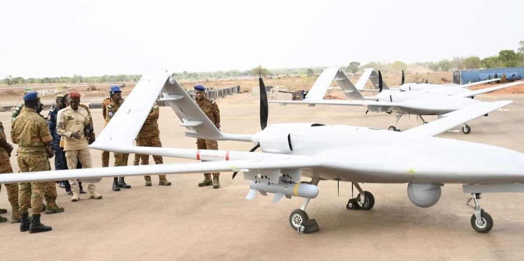 Burkina : Les vecteurs aériens bombardent des bases terroristes à l’Est et au Sahel
