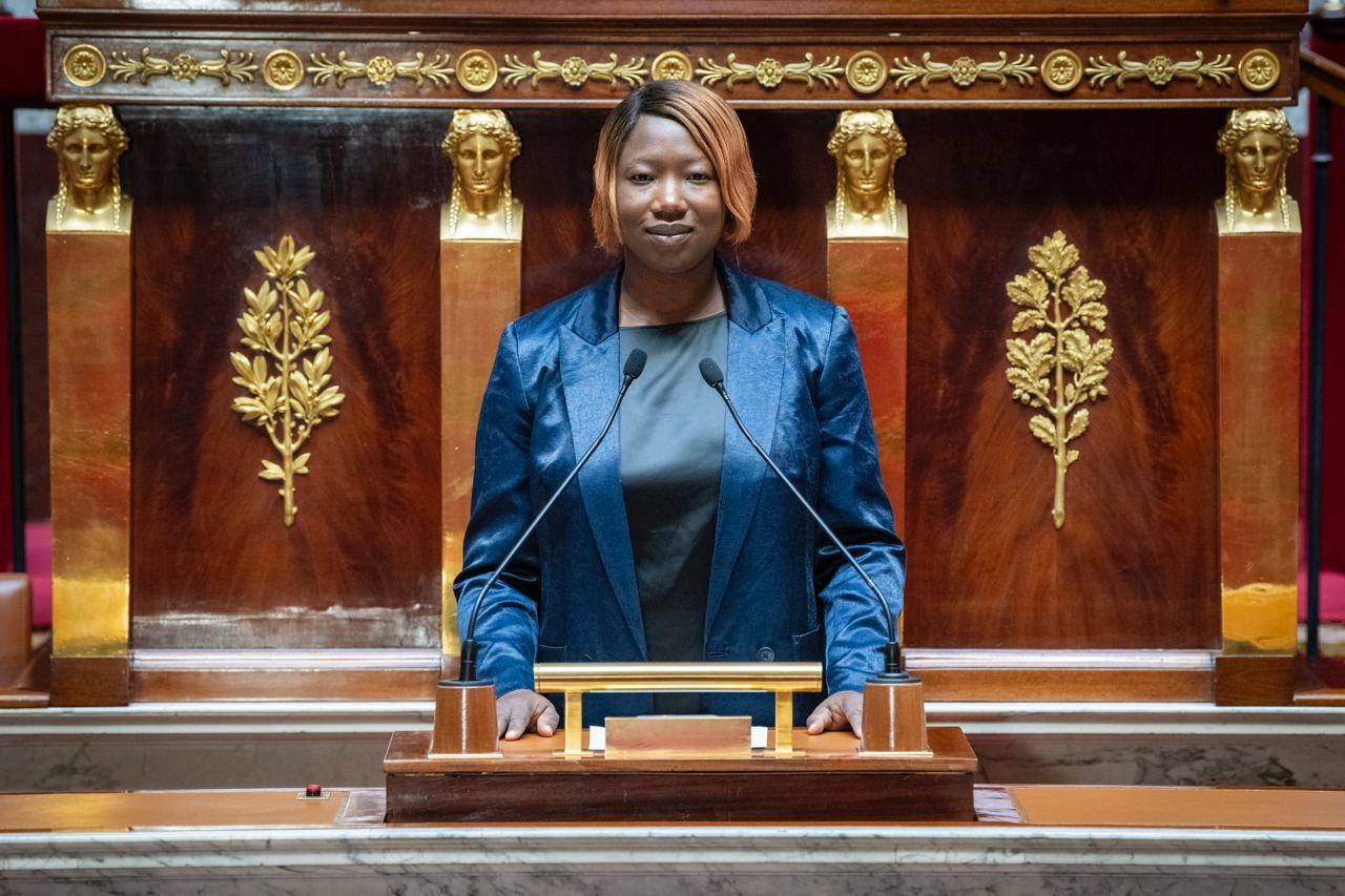 Afrique - France : « L’heure d’un remodelage des relations héritées de réflexes passéistes et inadaptées à notre époque contemporaine est arrivée » (Huguette Tiegna, députée française d’origine burkinabè)