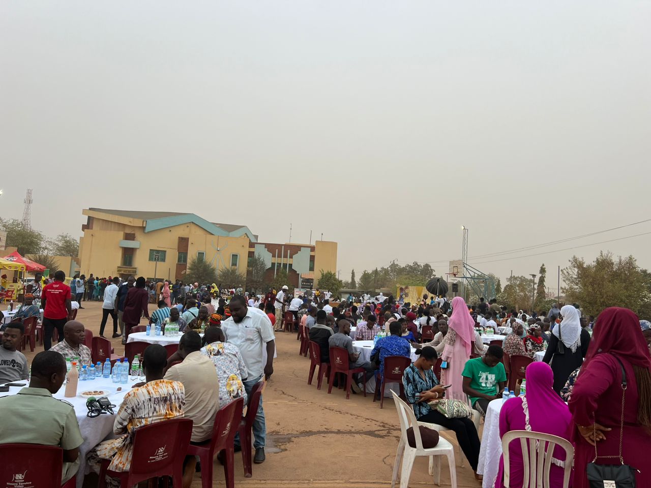 Burkina/Religion :  Musulmans et chrétiens ont rompu le jeûne ensemble à Ouagadougou 