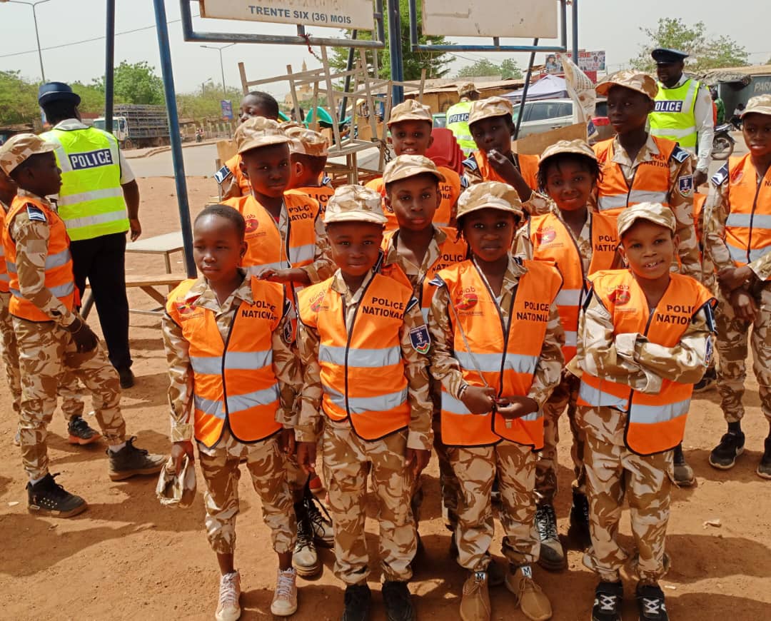 Ouagadougou / Police Nationale : Les ‘‘enfants policiers’’ partagent leur expérience de régulation de la circulation