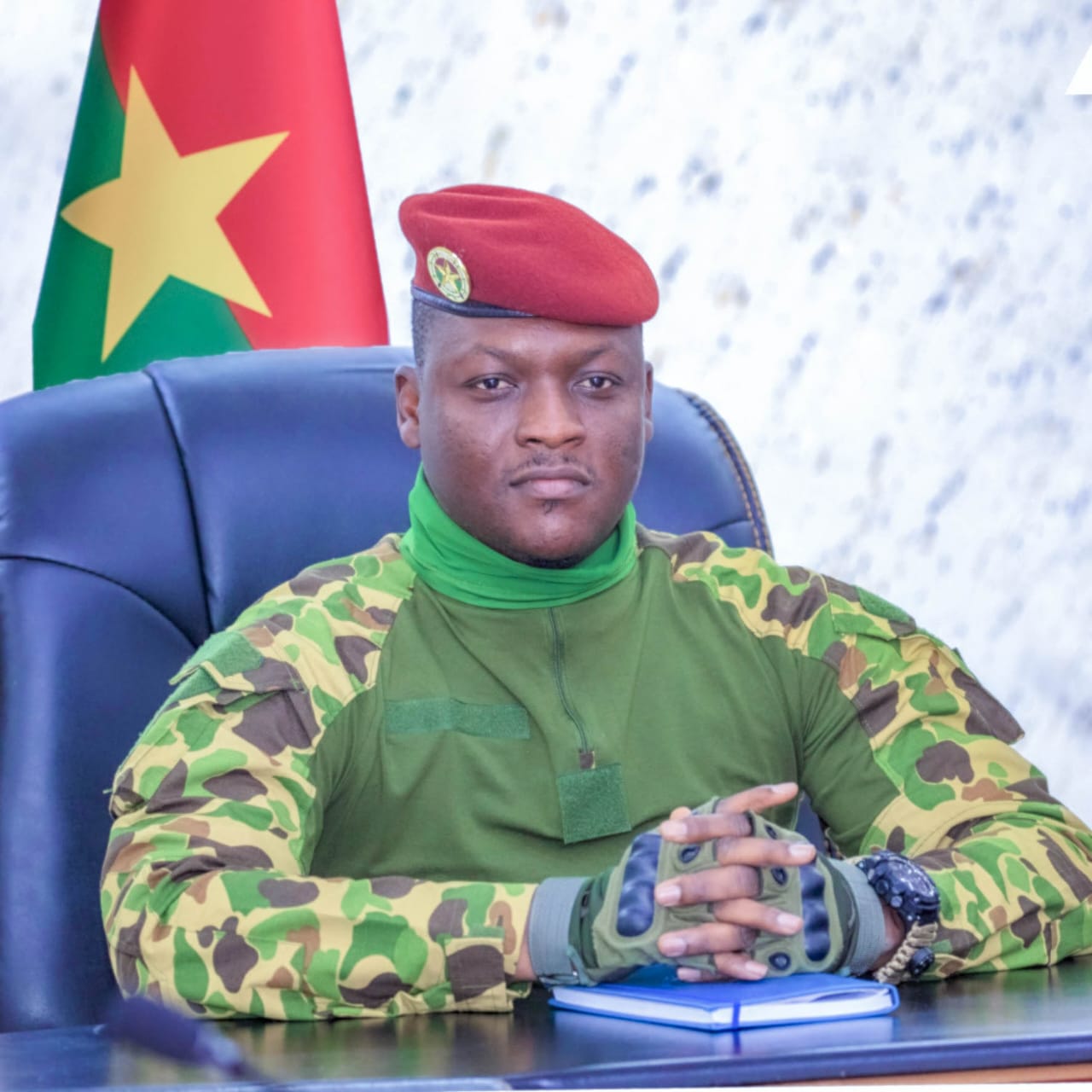 Investiture de Bassirou Diomaye Faye : Le Capitaine Ibrahim Traoré formule ses vœux de succès et dit être disposé à travailler avec son homologue sénégalais 
