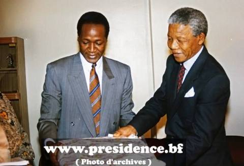 Décès de Nelson Mandela : Le Président du Faso, Blaise COMPAORE, salue Mandela le magnanime…