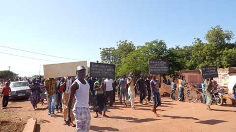 Réhabilitation du Marché central de Dédougou : les commerçants refusent un éventuel déplacement sans le déblocage de tous les 950 millions 