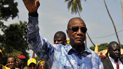 Présidentielle en Guinée : Alpha Condé vainqueur au premier tour avec 57, 85% des voix