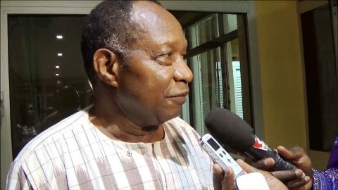  Discours du premier ministre sur la situation de la nation : « Dans ce régime, l’accent est mis sur la dépense publique, l’investissement, c’est le moindre des soucis » dixit Charles Lona Ouattara, député UPC (vidéo)