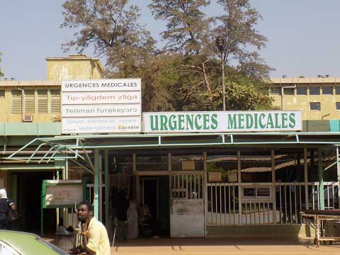 Grève du SYNTSHA : Mouvement bien suivi à l’hôpital Yalgado Ouédraogo