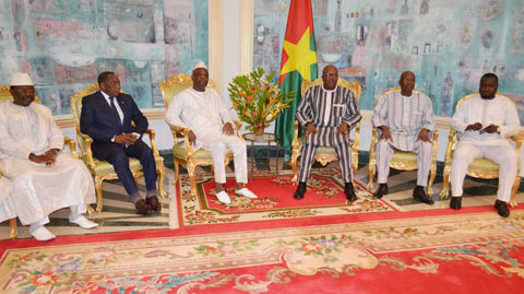 Le Président du Faso a reçu le nouveau bureau de la Chambre consulaire