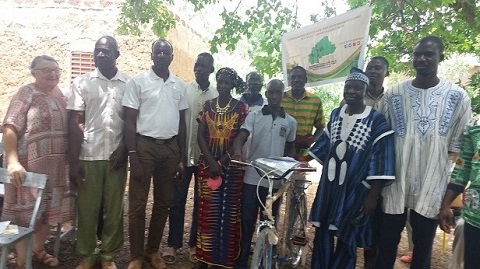 Centre de formation agro écologique de Daboura : L’Abbé Emile BOMBIRI libère son premier étudiant
