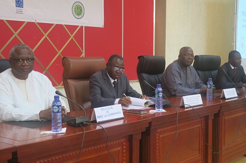 Réforme de l’administration publique : L’Union nationale des administrateurs civils du Burkina Faso tient son premier symposium d’État