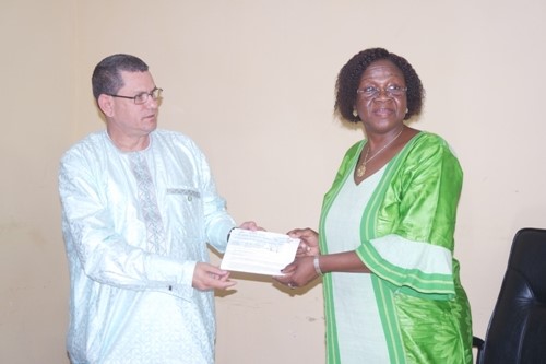 Prise en charge des blessés de l’attaque du 13 août : L’Organisation Ouest-africaine de la Santé remet un chèque de 30 millions de F CFA 