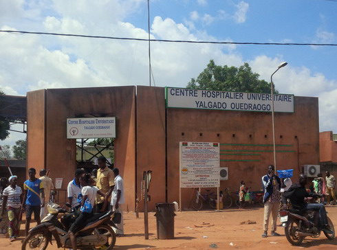 L’accès de l’hôpital Yalgado Ouédraogo désormais interdit aux véhicules sans immatriculation