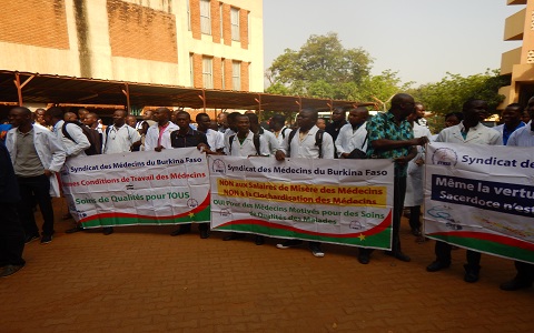 Système de santé au Burkina : Le syndicat des médecins demande une réforme