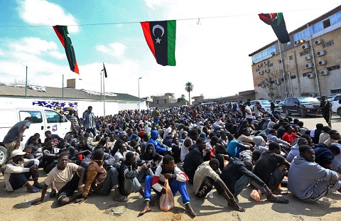 Esclavagisme en Libye : Le Collectif des organisations de masse et partis politiques et la Coalition nationale contre la vie chère aux chefs d’Etat africains