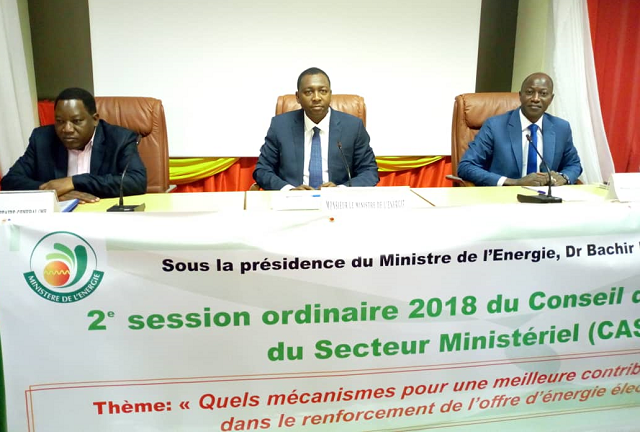 Dr Bachir Ismaël Ouédraogo, ministre de l’Energie : « Nous sommes sur la bonne voie pour permettre aux populations d’avoir accès à une énergie stable et durable » ()  