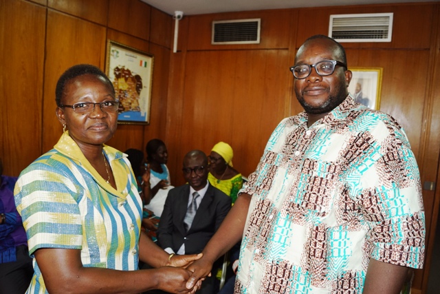 Ambassade du Burkina Faso en Côte d’Ivoire : Sylvie Marie Ida Nacoulma / Ouédraogo installée dans ses fonctions de Trésorier 