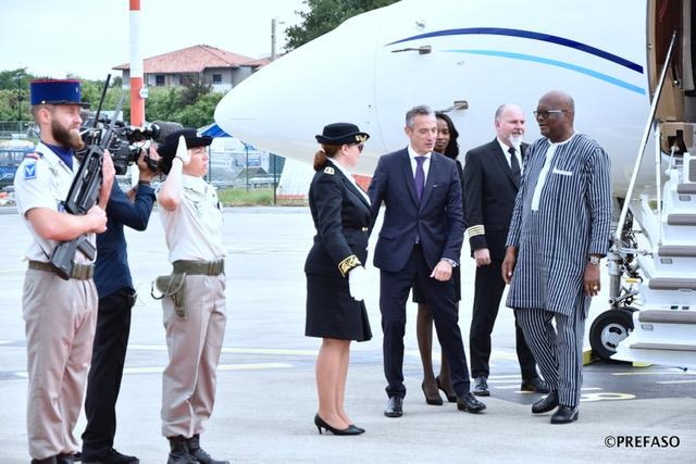 France : Arrivée du Président du Faso à Biarritz pour le Sommet du G7