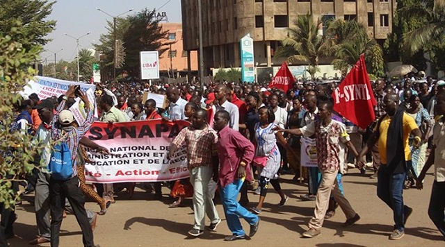 Burkina : Pourquoi les syndicats s’opposent à  l’Impôt unique sur les traitements et salaires ( IUTS)