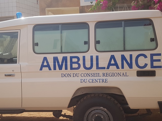 Conseil régional du Centre : Du matériel médicotechnique et une ambulance d’une valeur de plus de 66 millions de FCFA à cinq districts sanitaires 
