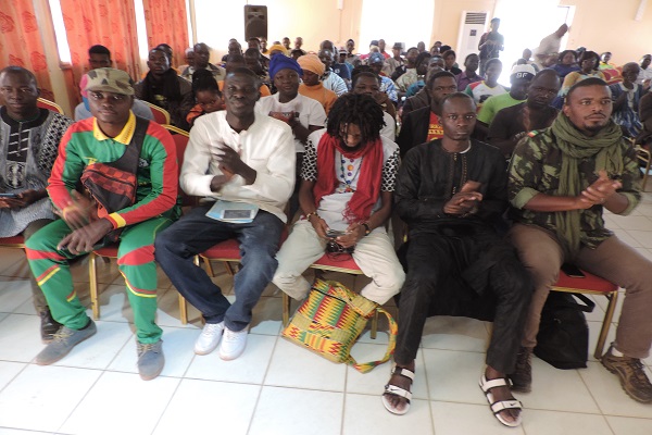Burkina : Un ‘’sommet’’ parallèle à Pô pour dénoncer « le paternalisme, la duperie et le chantage » français