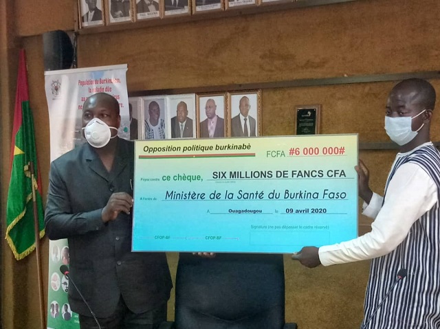 Lutte contre le Covid-19 : Les partis affiliés au Chef de file de l’opposition burkinabè apportent 6 millions de F CFA 