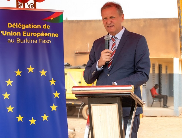Lutte contre le Covid-19 : l’Union européenne solidaire du peuple burkinabè  Wolfram Vetter, Ambassadeur de l’Union européenne au Burkina Faso