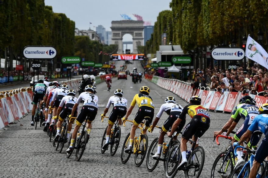 Cyclisme : Le Tour de France reporté de deux mois