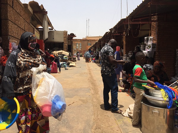Réouverture du grand marché  Rood-Woko : Quatre jours après, les mesures barrières partiellement respectées 