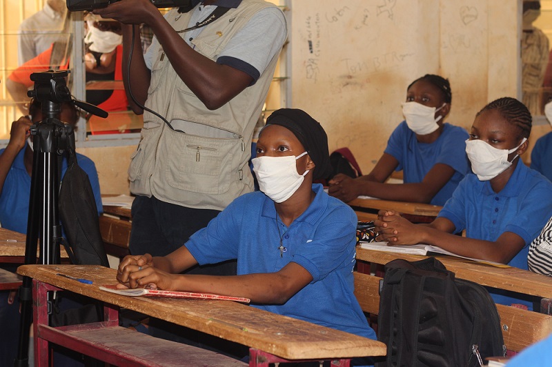Education : Le ministre Ouaro constate la reprise des cours dans les classes d’examen