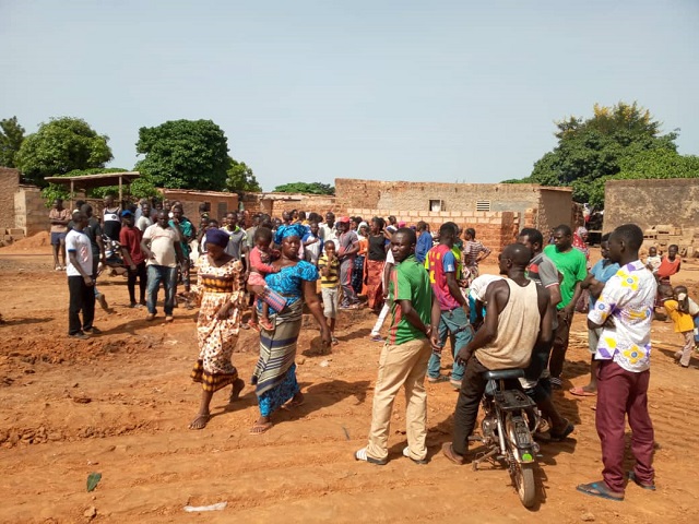 Avenue de l’Insurrection de Bobo-Dioulasso : Des populations affectées par les travaux de bitumage demandent un dédommagement