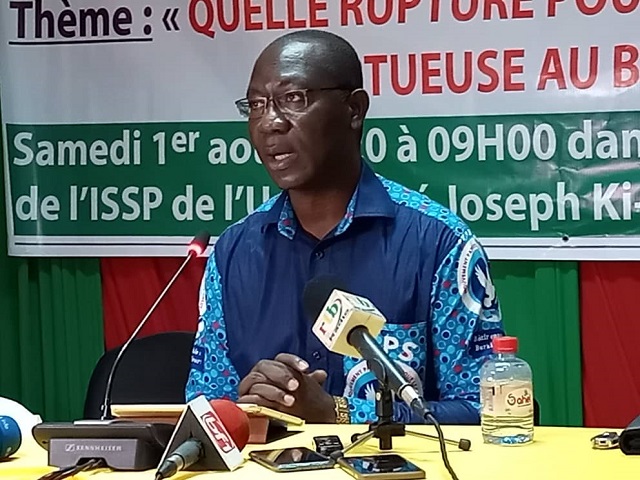 Vie politique burkinabè : « Il faut arrêter de percevoir l’Etat comme une vache à lait qu’il faut traire », prêche Pr Augustin Loada