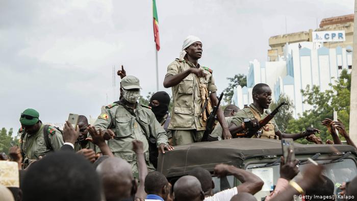 Mali : Les militaires veulent diriger la transition 