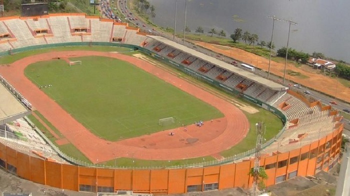 Football : Le Stade Félix Houphouet Boigny suspendu par la CAF