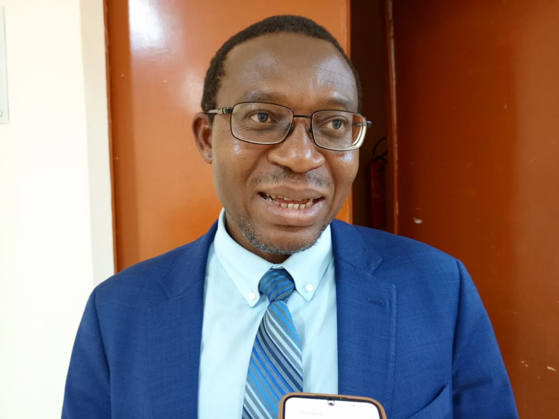 burkina-enseignement-sup-rieur-des-tudiants-de-l-issp-outill-s-sur