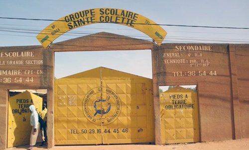 Groupe scolaire Sainte Colette de Ouagadougou : Des Ã©lÃ¨ves ...