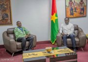 Dessin animé burkinabè&nbsp;:  Pingdwendé Gilbert Ouédraogo a reçu l’équipe de production de «&nbsp;Malaïka&nbsp;»